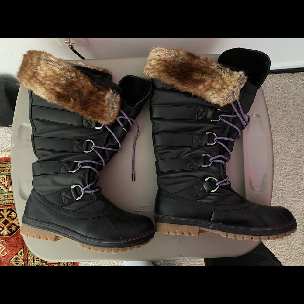 Tall winter boots